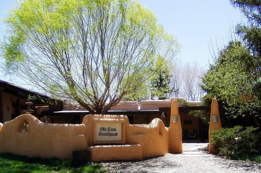 Old Taos Guesthouse B&B מראה חיצוני תמונה